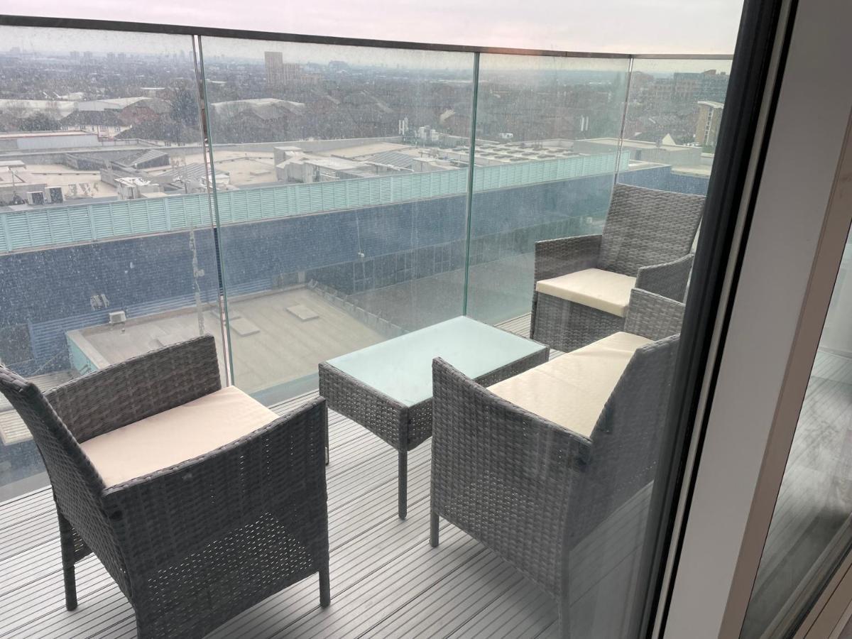 One West Point , Icon Tower Apartment London Ngoại thất bức ảnh
