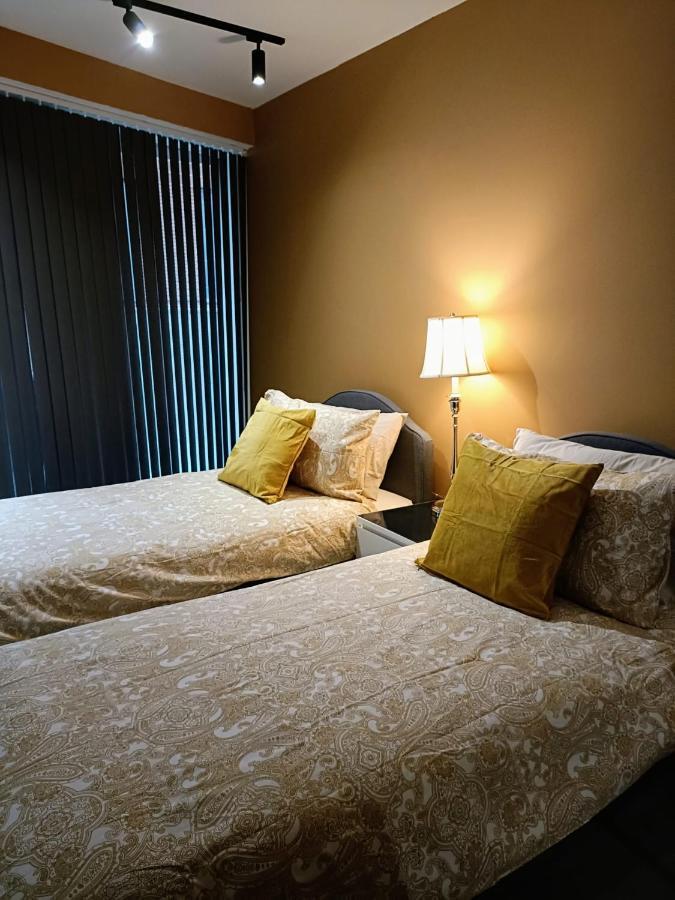 One West Point , Icon Tower Apartment London Ngoại thất bức ảnh
