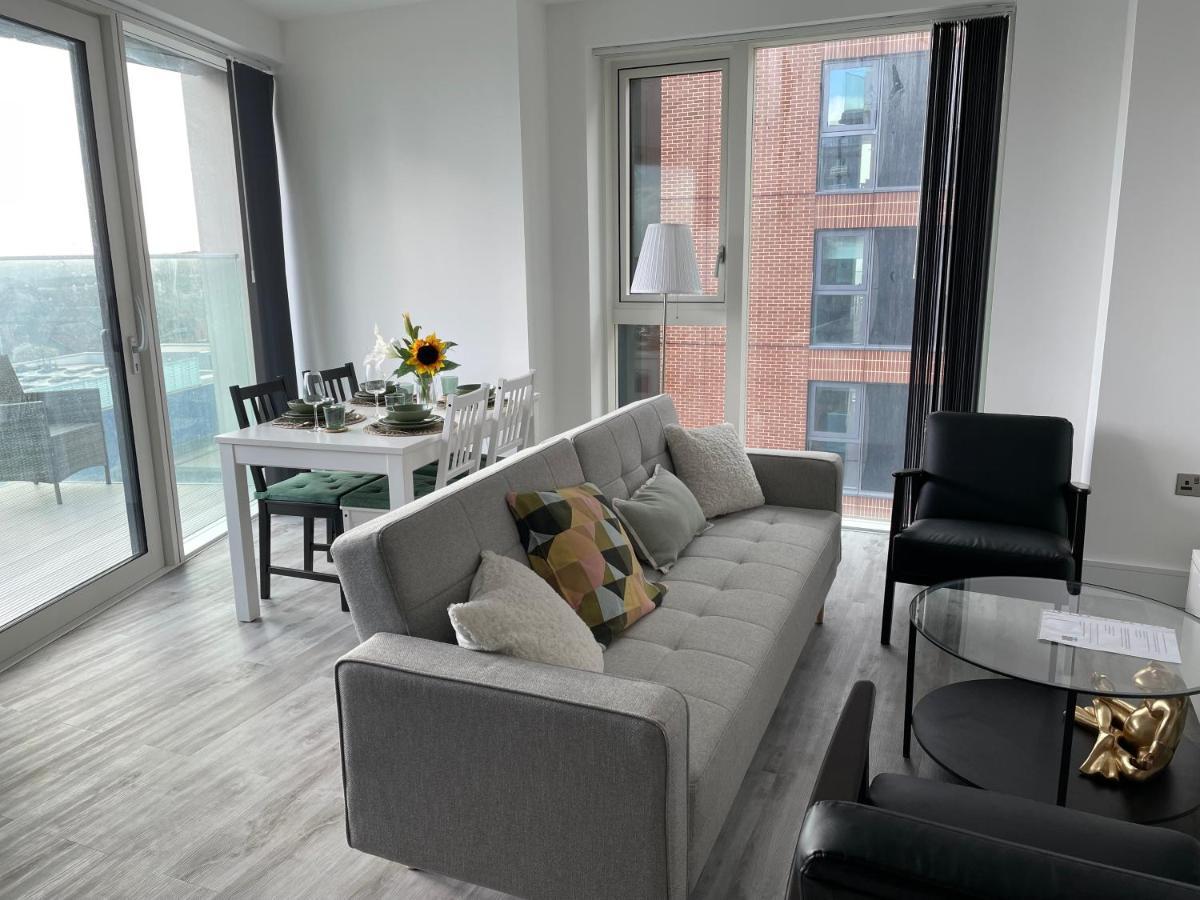 One West Point , Icon Tower Apartment London Ngoại thất bức ảnh