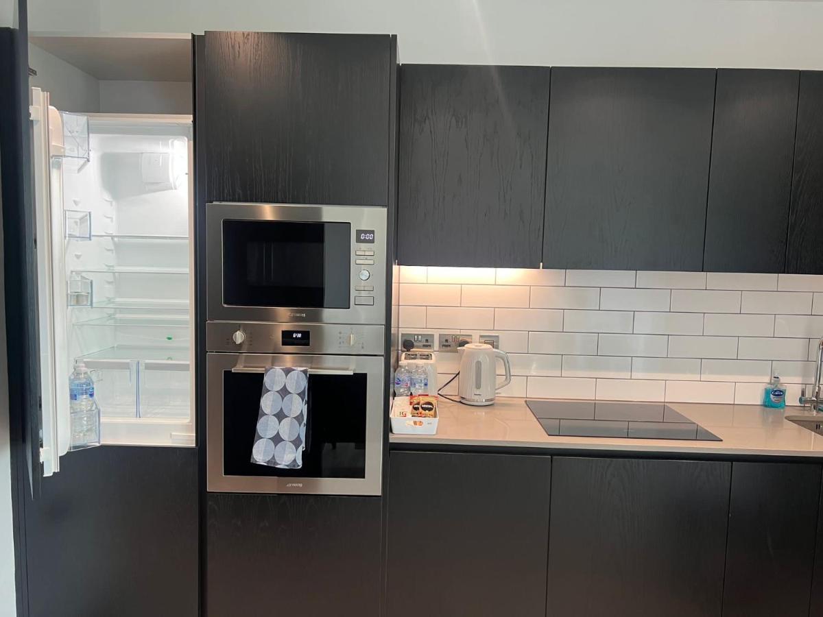 One West Point , Icon Tower Apartment London Ngoại thất bức ảnh