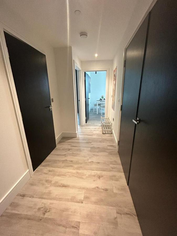 One West Point , Icon Tower Apartment London Ngoại thất bức ảnh